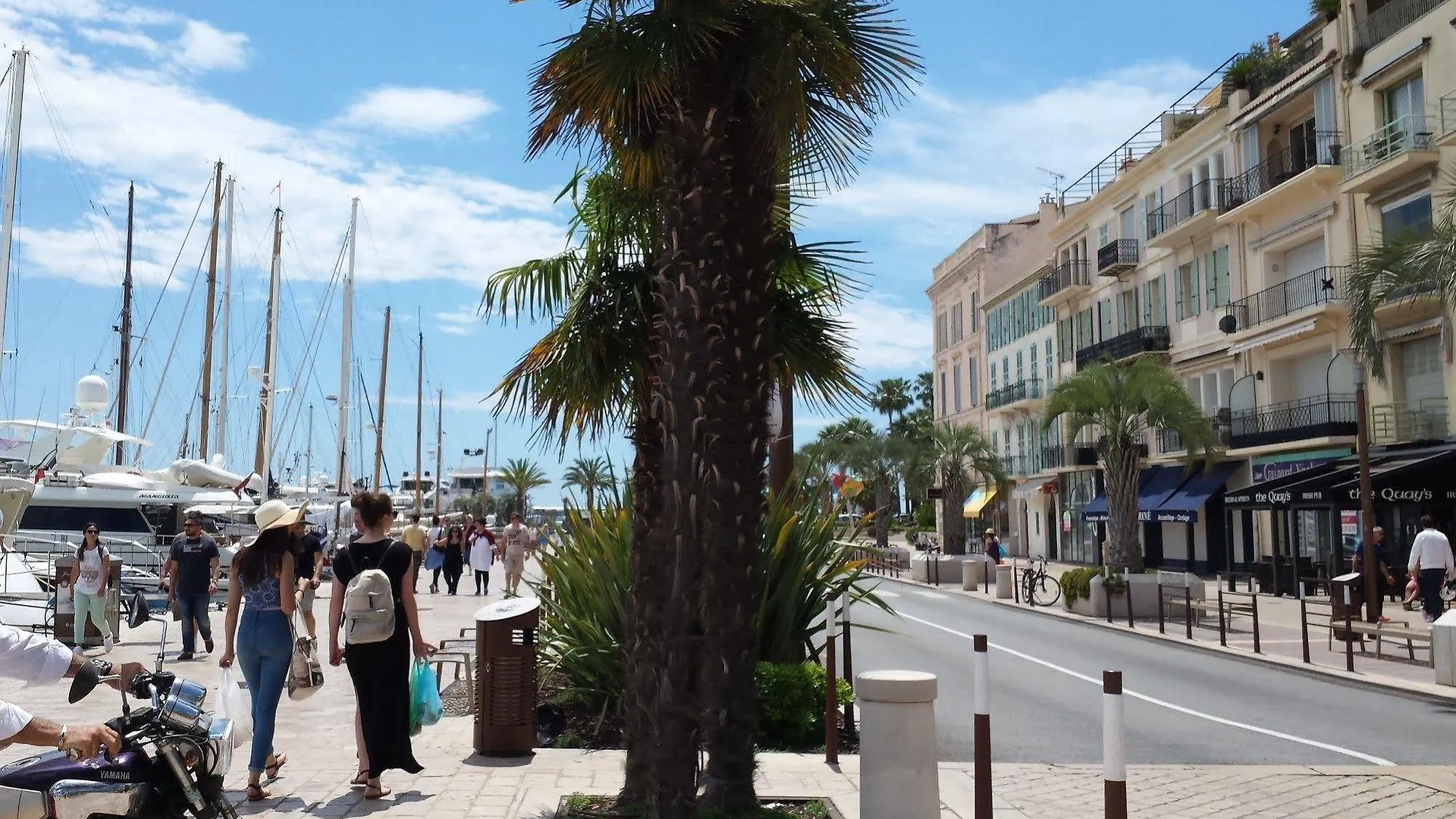 Brand New Villa In The City Center Cannes Franciaország