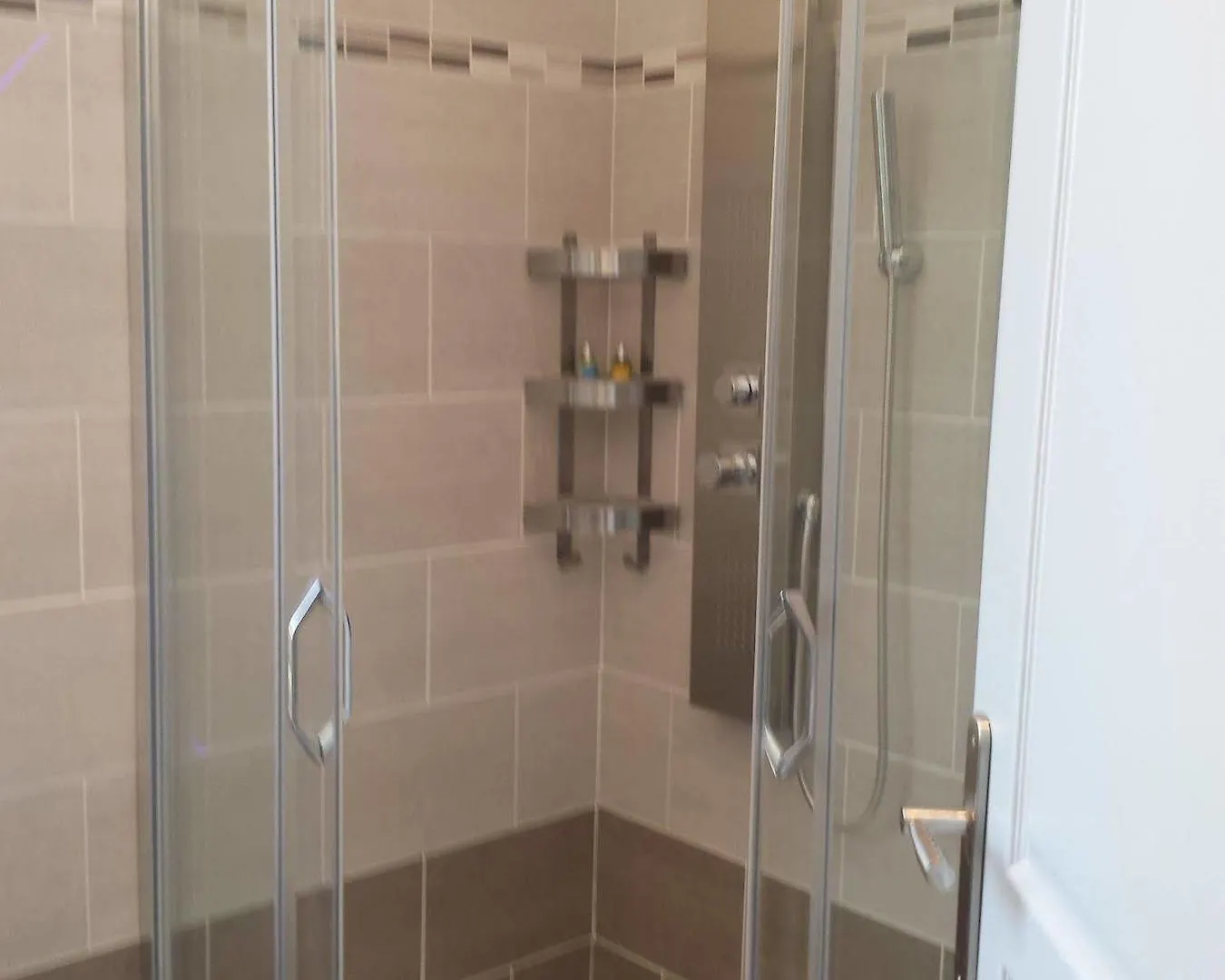 Brand New Villa In The City Center Cannes Szálloda