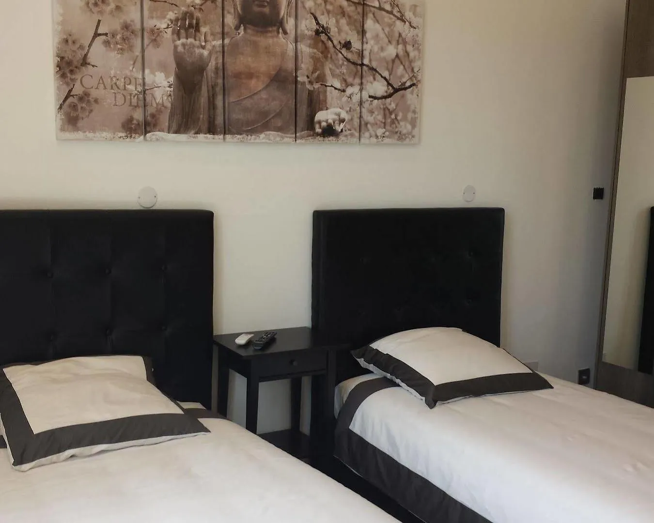 Brand New Villa In The City Center كان